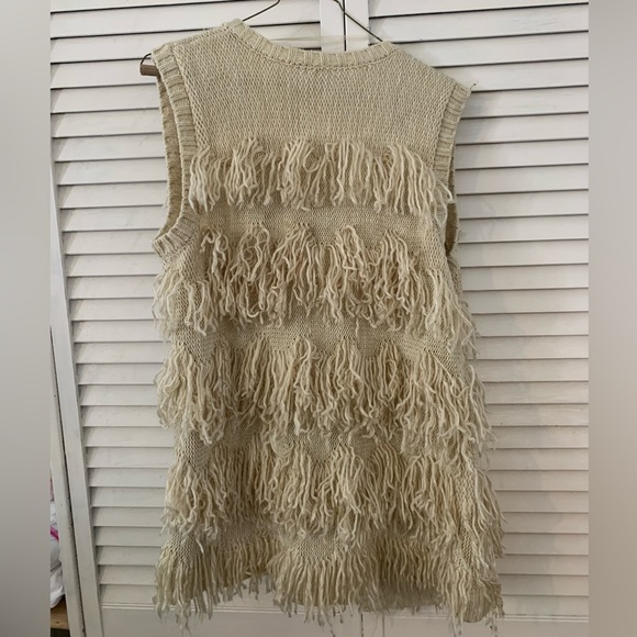 Fringe Macarme Bohemian Cream Vest - Picture 2 of 4
